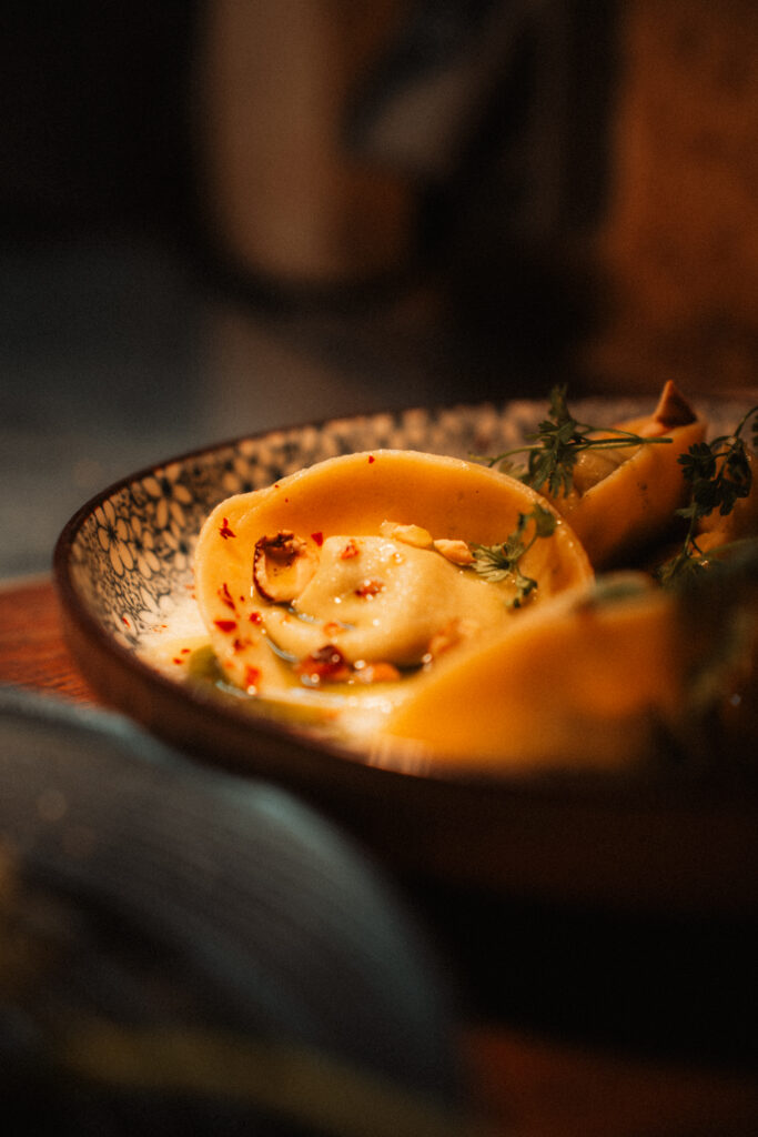 Les tortellini, des pâtes fraiches farcies, que propose le restaurant De Part et d'Autre, situé à Bordeaux