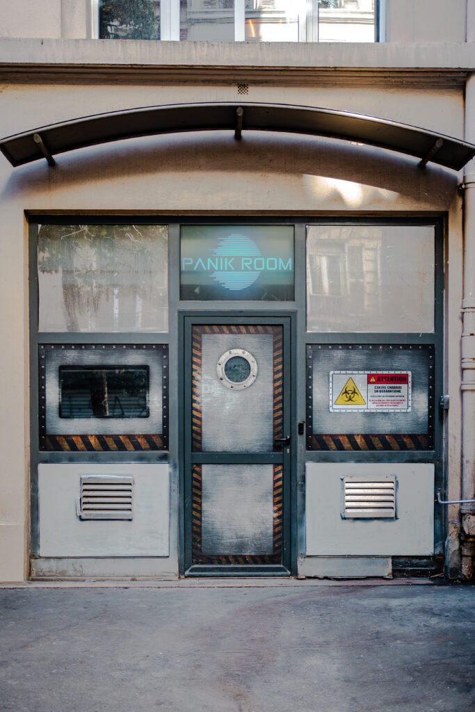 Devanture Panik Room Chabrol