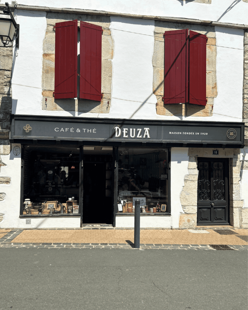 Extérieur de la maison deuza à saint jean de luz