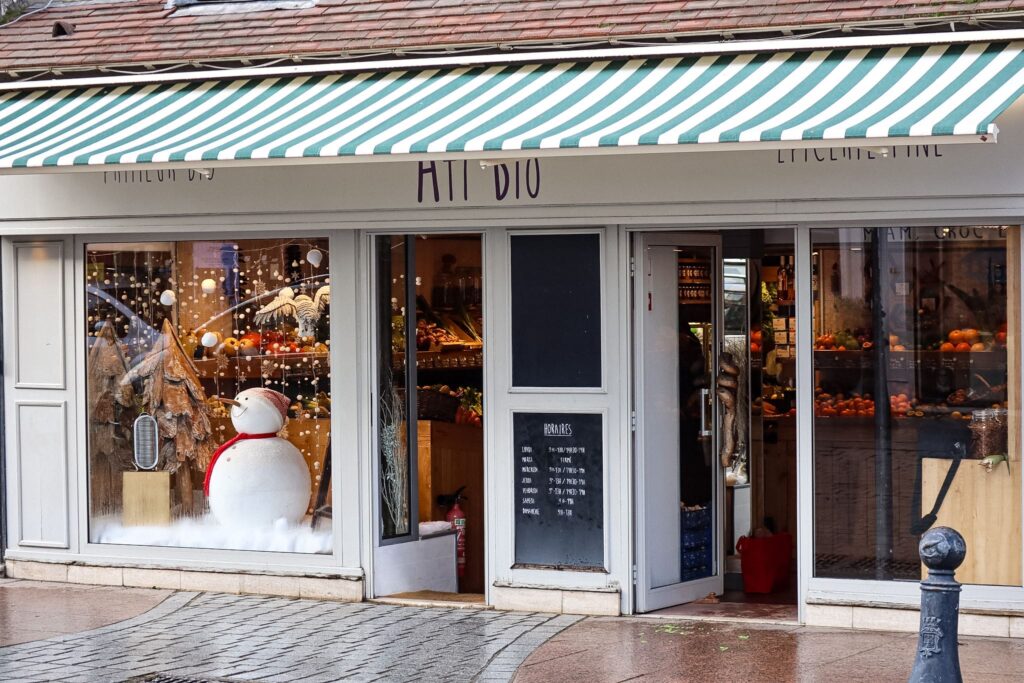 Devanture Atio Bio à Honfleur