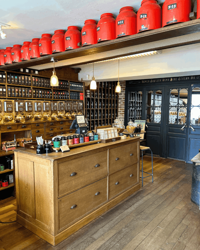 Intérieur de la maison deuza saint jean de luz