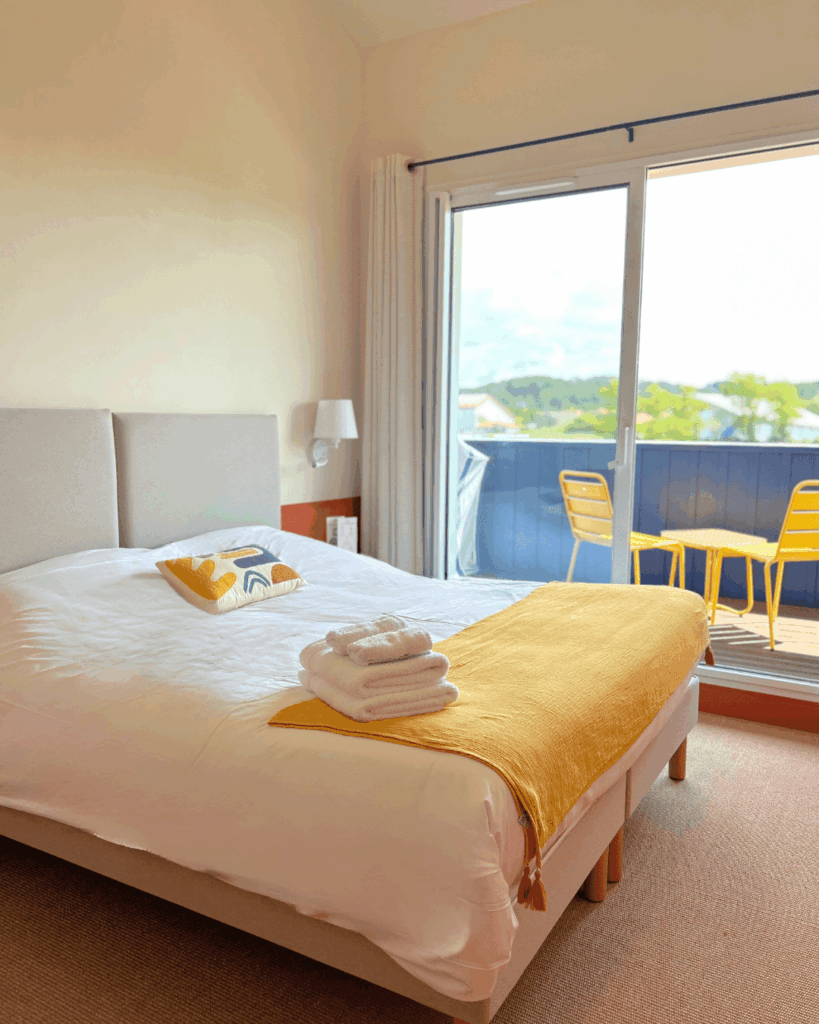 Une chambre de kaliko avec terrasse