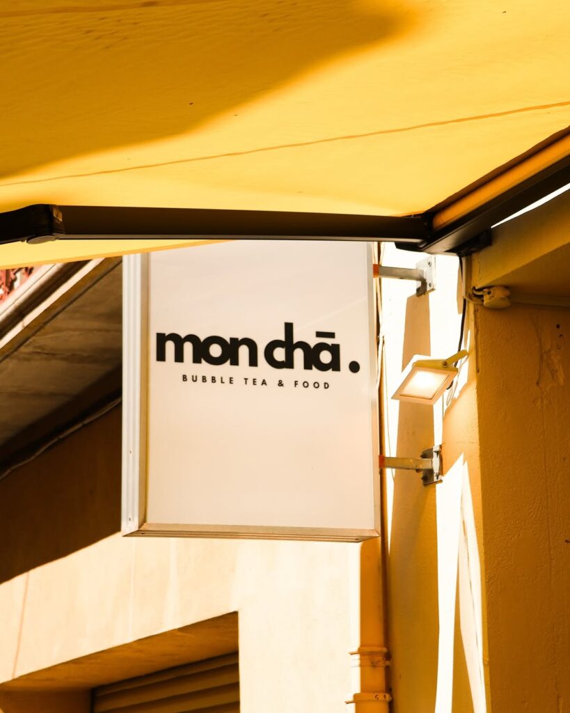 L'enseigne de Mon Chā à Perpignan