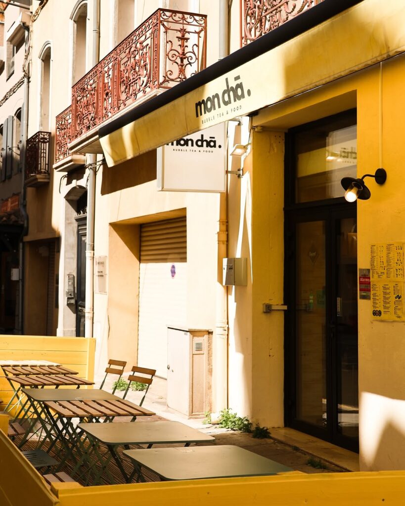 La terrasse de Mon Chā à Perpignan