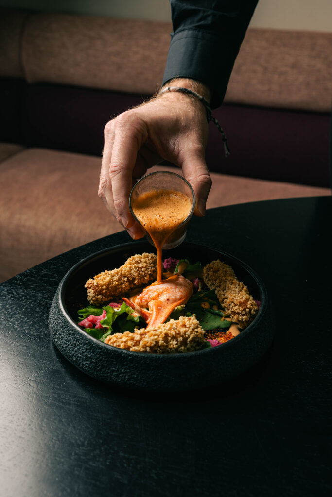 service croquettes de homard restaurant Oval