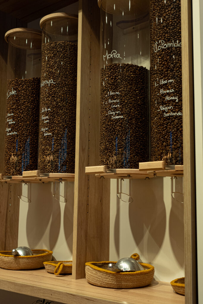 des grains de café chez anne caron à rouen