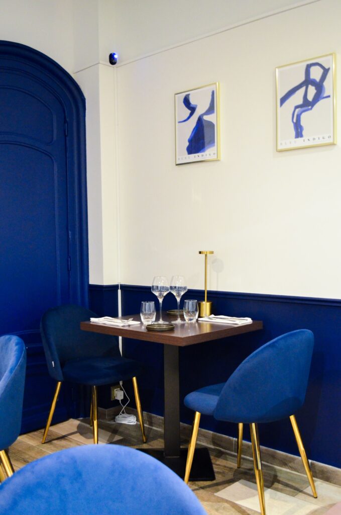 La décoration de la salle du restaurant AP par Anglade Pierre à Tours