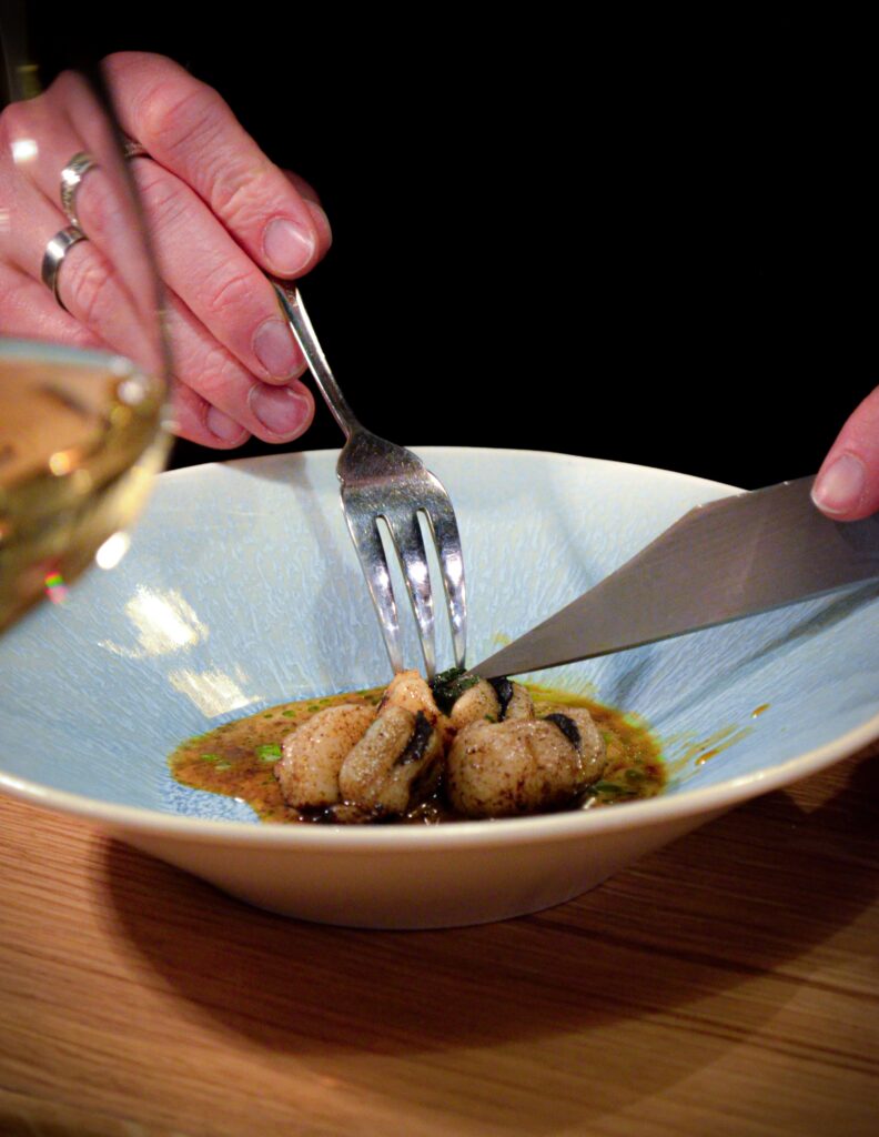 Le premier plat du menu en six temps du restaurant gastronomique Ardent à Esvres