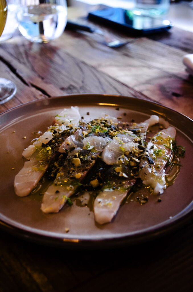 Un carpaccio aux épinards du restaurant Asperatus à Esvres