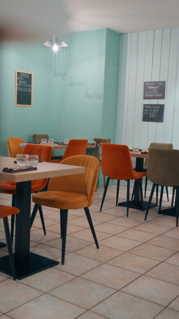 La salle du restaurant À 3 Pas