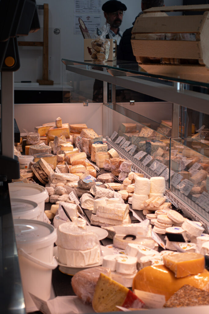 fromages dans la cremerie fromagerie restaurant bar bickett à rouen