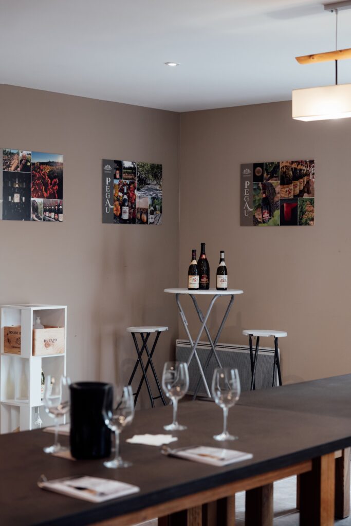 La salle de dégustation du Domaine Pegau