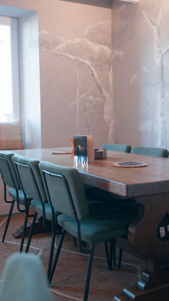 Une table du restaurant Don Guti