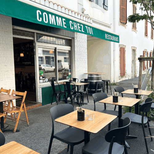 exterieur de comme chez toi à bayonne