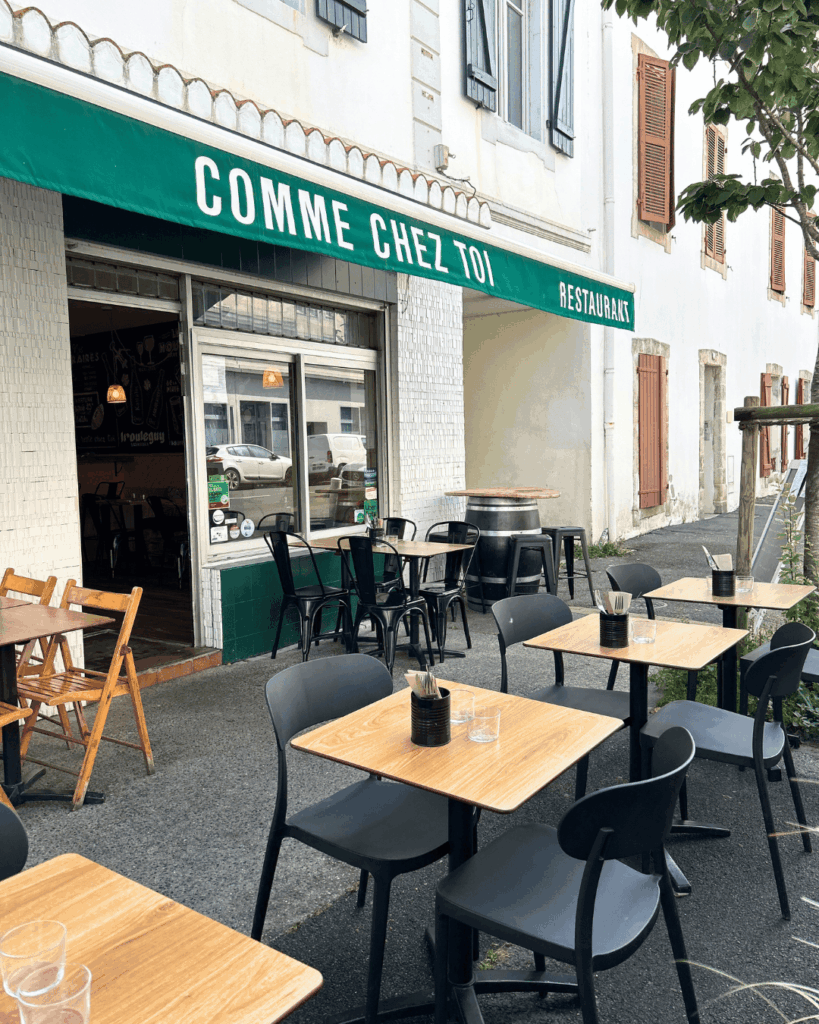 exterieur de comme chez toi à bayonne