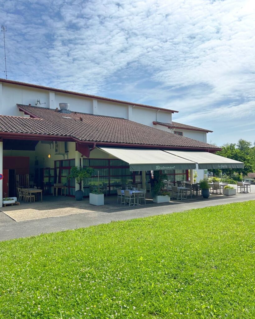 exterieur du gantxo à guiche