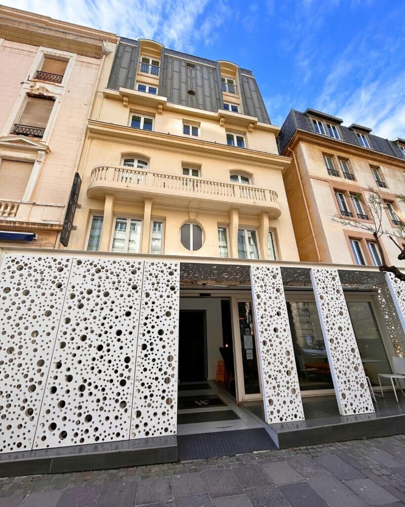 facade du windsor à biarritz