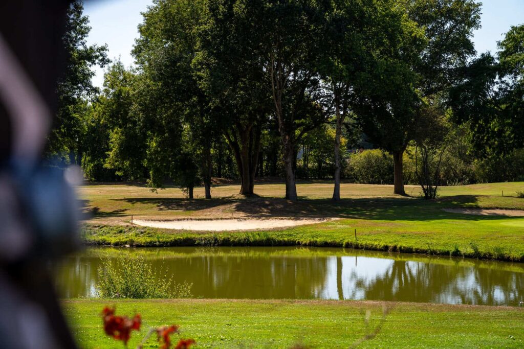 L'étang du terrain du golf Bluegreen, à Rennes