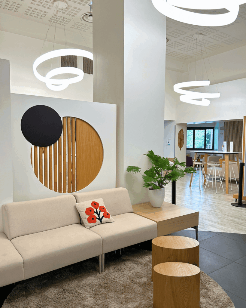 hall de l'hotel le bayonne a bayonne