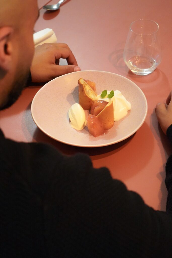 Dessert à l'ananas de chez l'Hibiscus