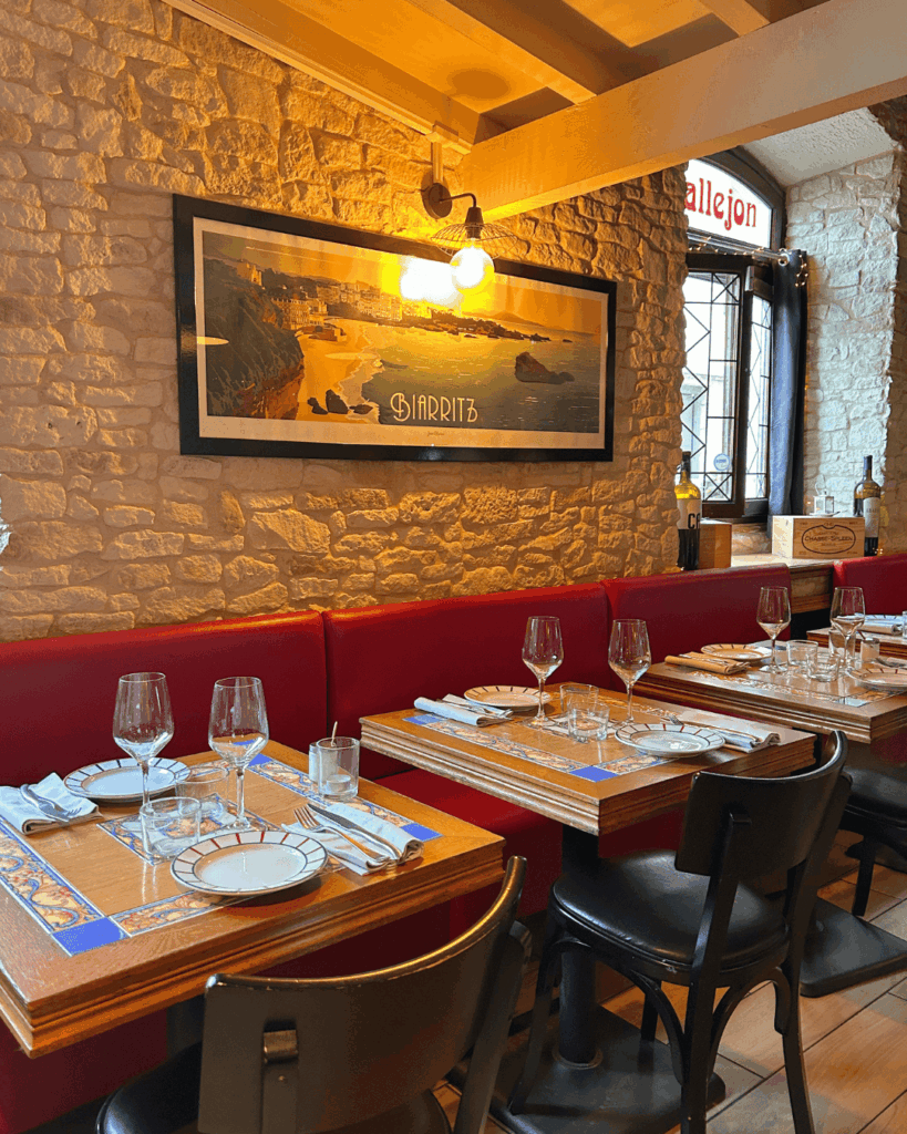 interieur d'el callejon à biarritz