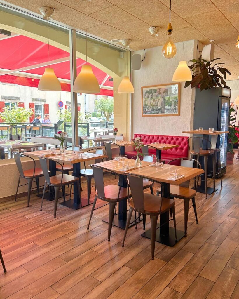 interieur de la nonna à hendaye