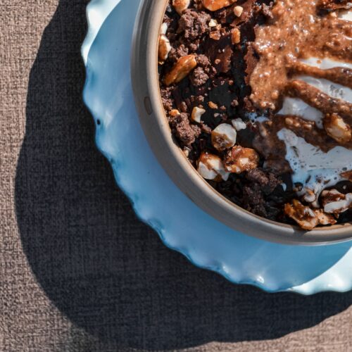 Un dessert chocolat vanille au restaurant Le Bistrot de la Bulle à Charentilly