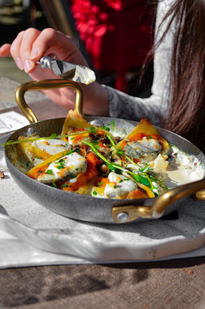 Un plat conchiglionis de butternut au restaurant Le Bistrot de la Bulle à Charentilly