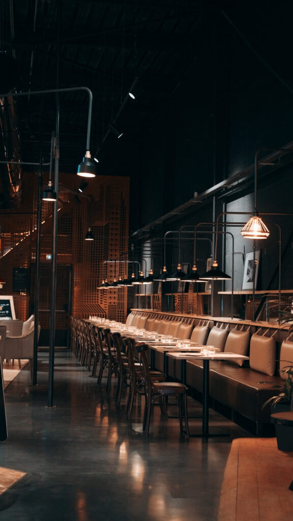 La salle intérieur du restaurant Le Capricorne