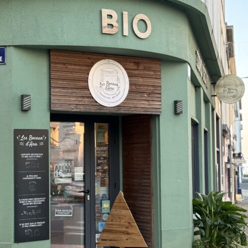 La devanture de l'épicerie vrac Les Bocaux d'Ana