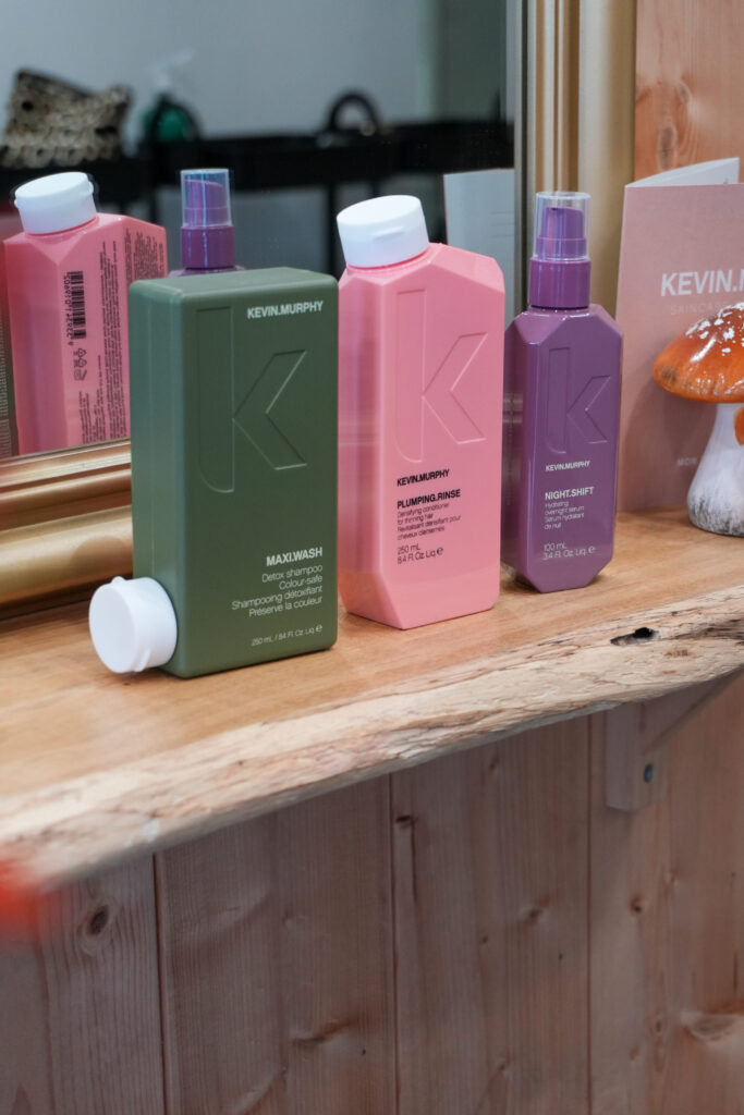 Des produits chez Magena Coiffeur Mixte au Havre