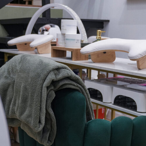 Un fauteuil du salon Nail Bar UV au Havre