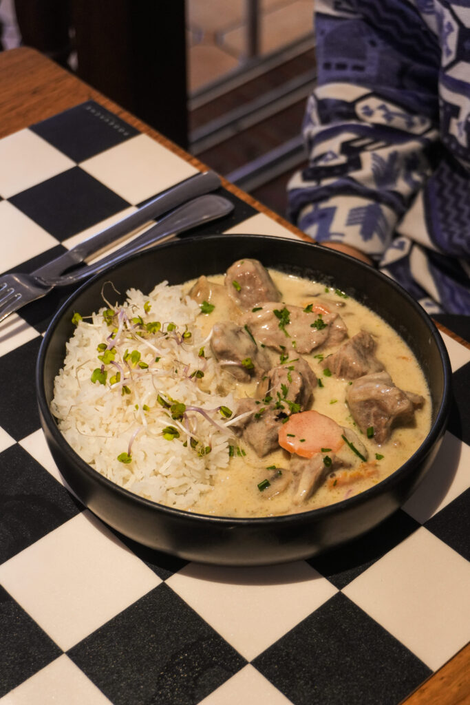 Une blanquette chez O 4 saisons Les Tilleuls