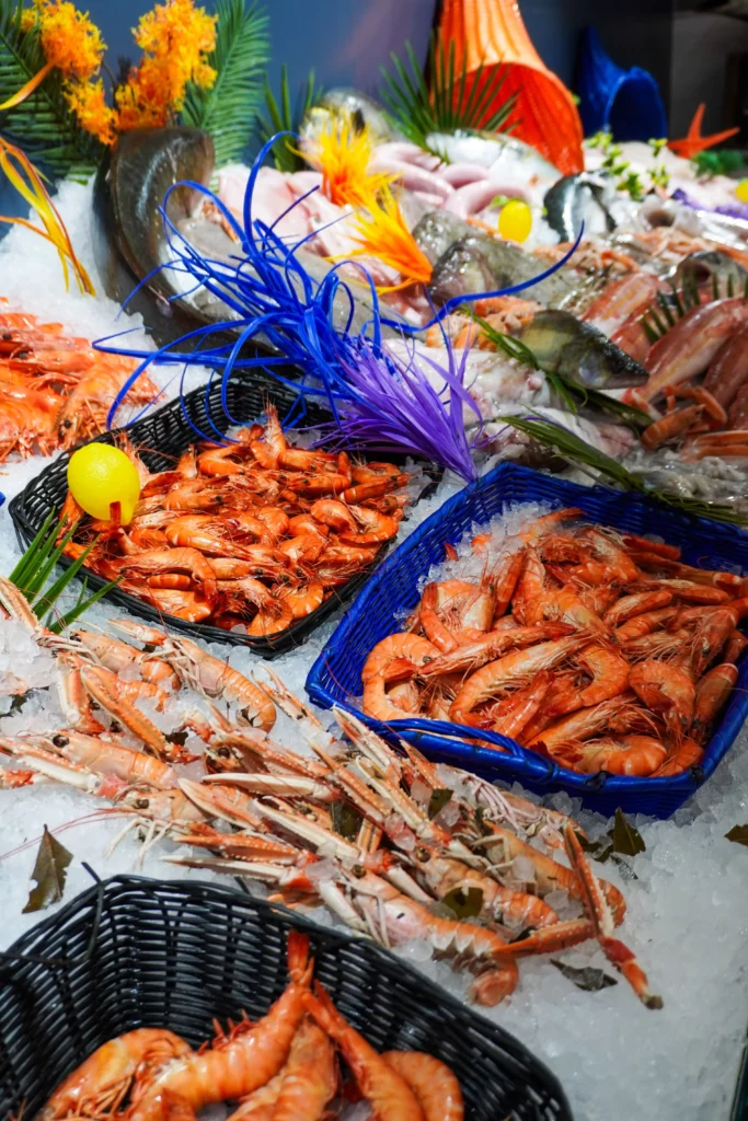 Étale de crevettes de la poissonnerie L'iode à Clermond Ferrand