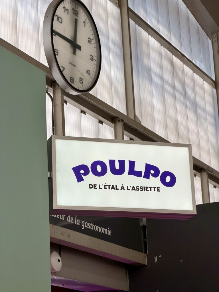 devanture du restaurant Poulpo au marché central