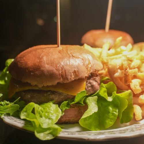 Des burgers au restaurant Spud Bencer au Havre