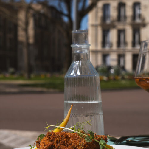 Bulle 1924 propose un menu bouillon ou des plats à la carte