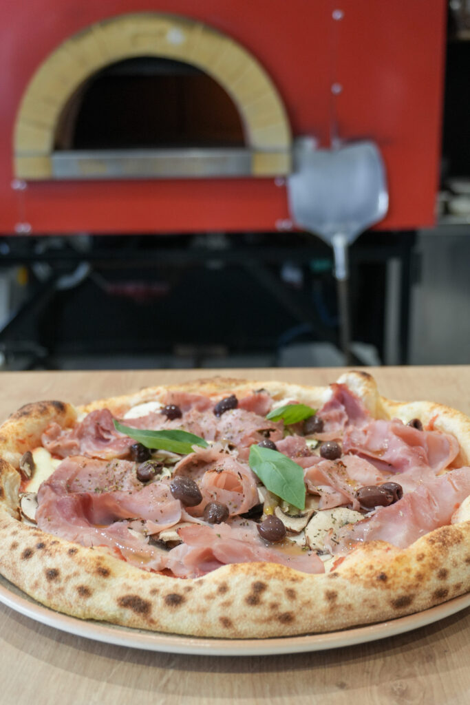 Une pizza du restaurant Artipizz à Epouville