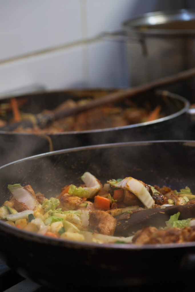 les plats en cuisine qui sentent bon les épices