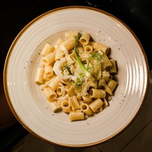 Plat de pates italien à la carte au restaurant Il San Nicola à Besançon