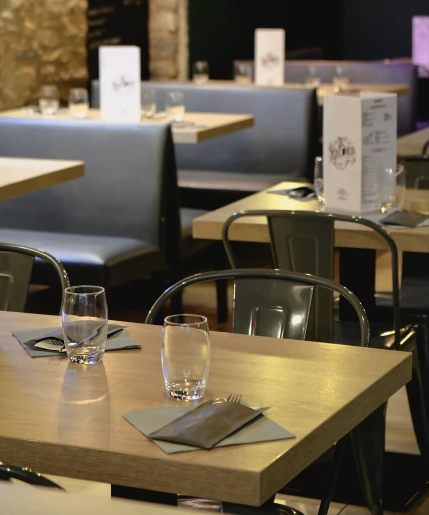 Une table du restaurant le Record à Besançon