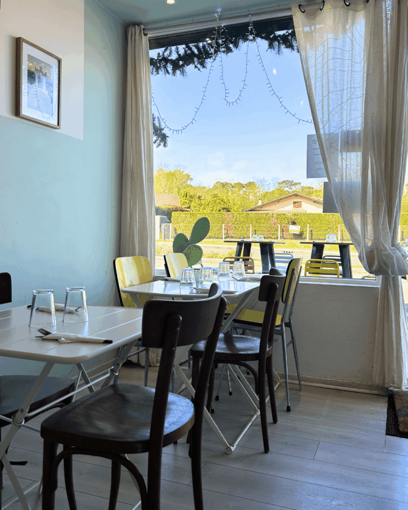 interieur de chez dalida à tarnos