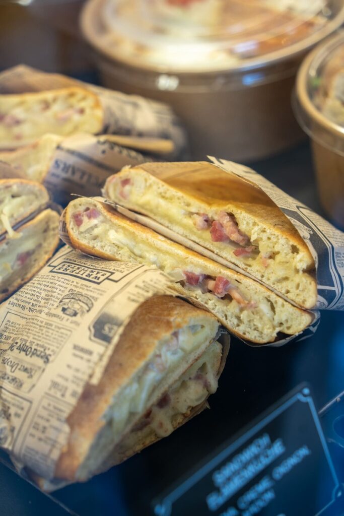 La foccacia version flamenkuche du fournil du vigen boulangerie pâtisserie à 20 minutes de Limoges