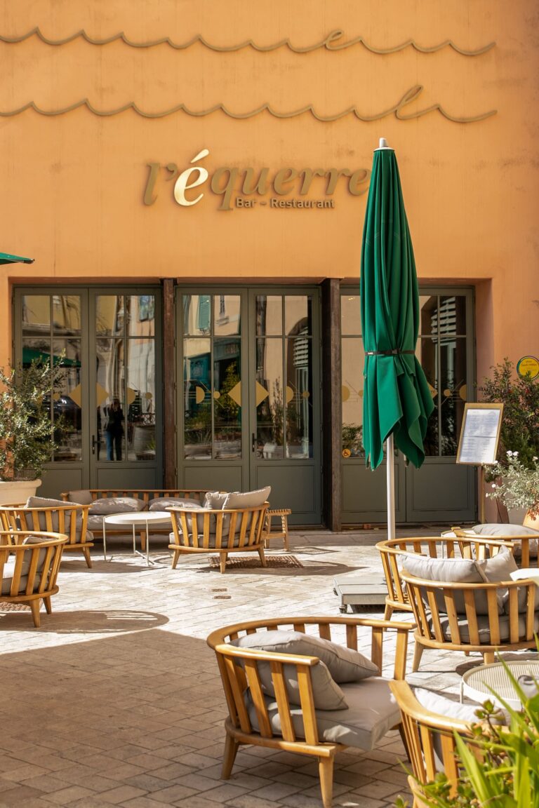 l'équerre