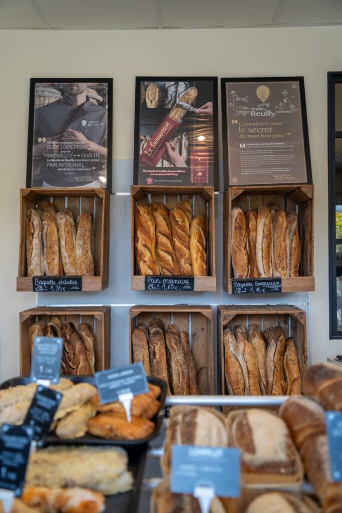 Les baguettes et les pains du fournil du vigen boulangerie pâtisserie à 20 minutes de Limoges