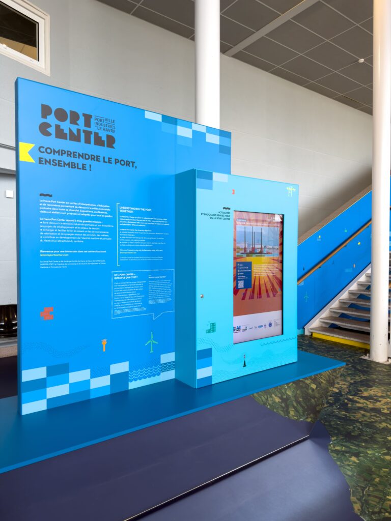 Un panneau du LH Port Center au Havre