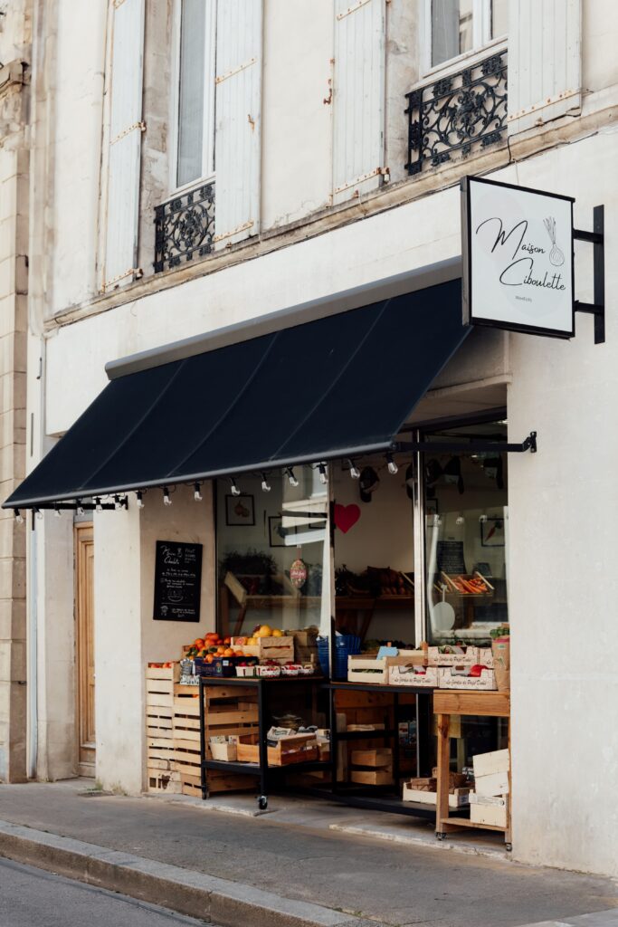 La devanture de Maison Ciboulette situé Rue Jospeh Vernet