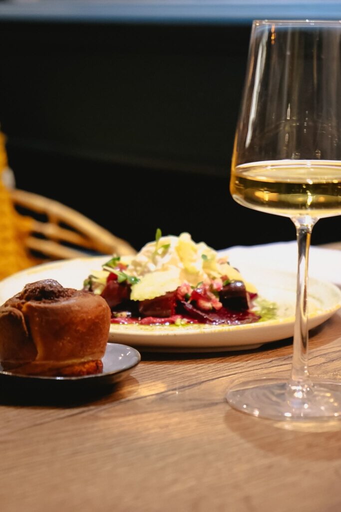 Entrée au chèvre à la carte du restaurant Pourquoi Pas à Pontarlier