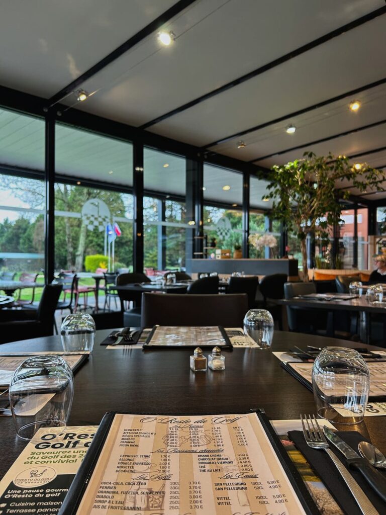 salle carte et table restaurant O'Resto du Golf à Mulsanne près de Le Mans