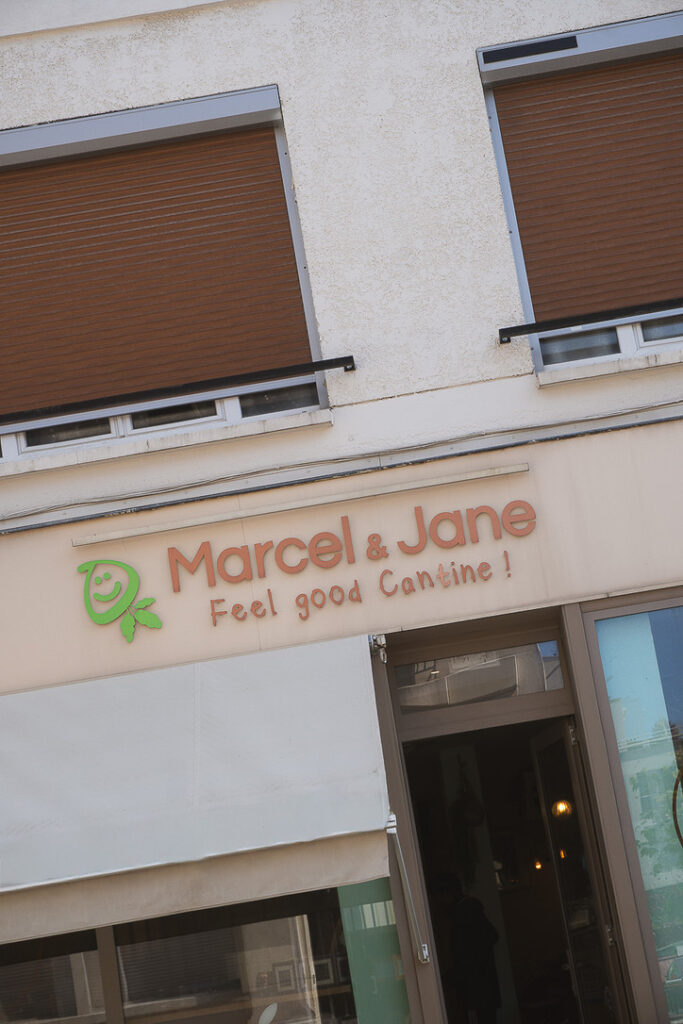 Marcel and Jane est situé rue Gambetta à Reims